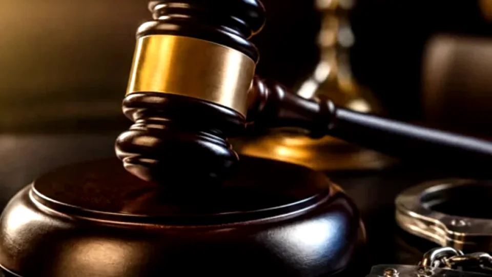 Empty UAE courtroom — bail for accused legal framework