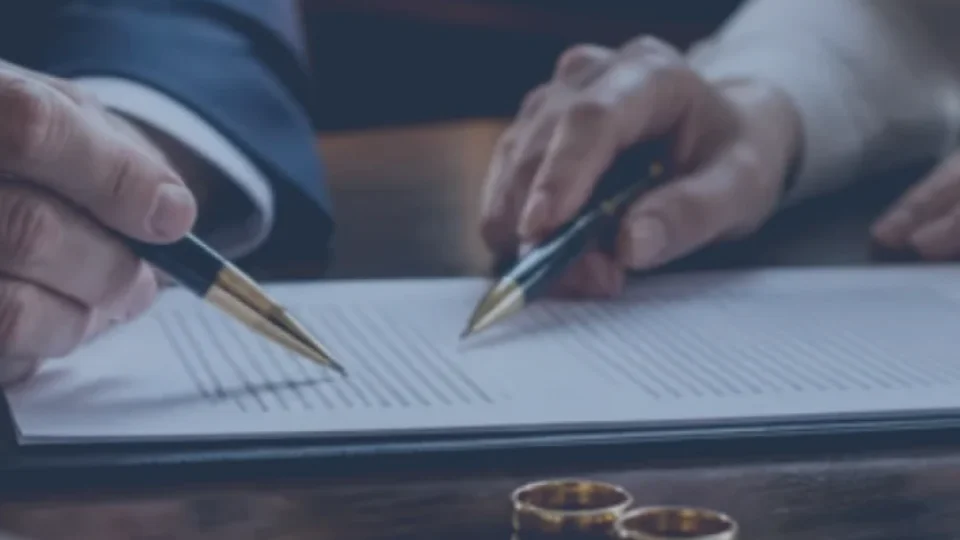 Estate asset review، deeds and property — you need an inheritance lawyer Ajman early