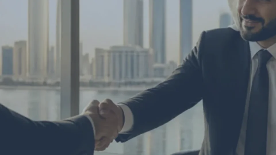 empty boardroom governance table — are common causes of shareholder conflict